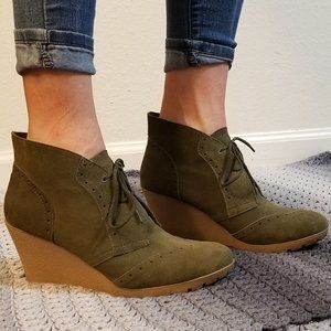 Mia - Raphaella, Green Suede Lace Up Wedges